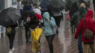 Alerta roja en Almería por lluvias y naranja en zonas de la Comunidad Valenciana, Murcia y Cataluña