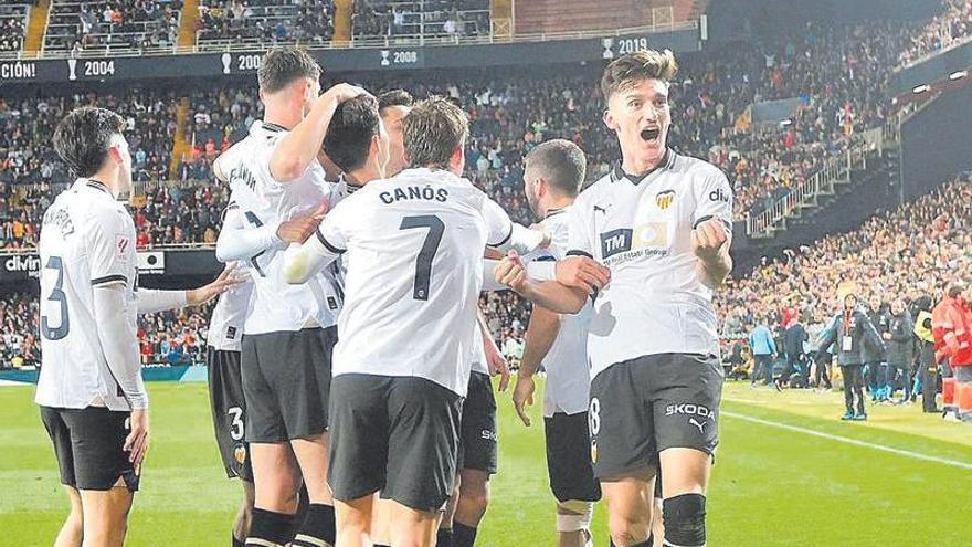 El Valencia se posiciona como uno de los tres clubes más revalorizados en Europa