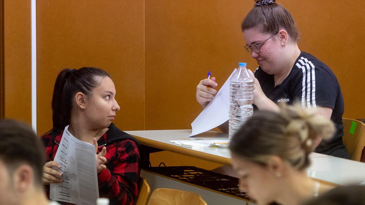 Primer día de Selectividad en la Universidad de Alicante