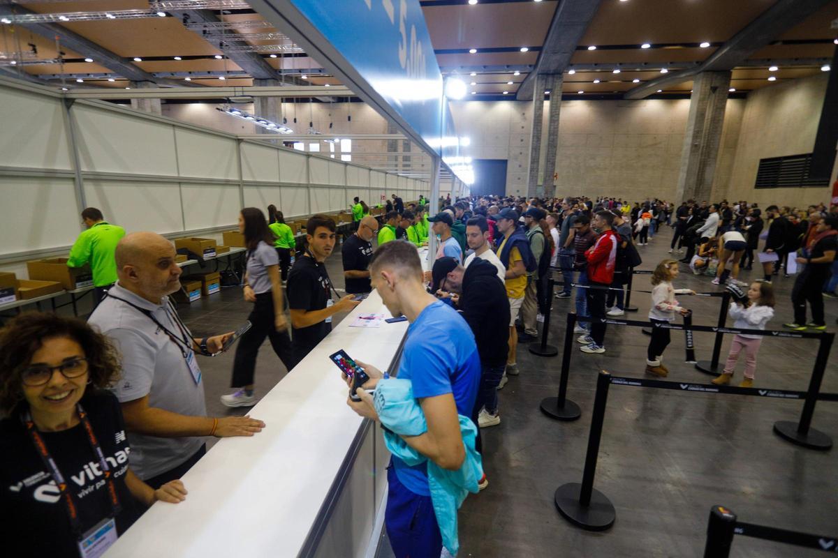 Segundo día de ExpoDeporte del Maratón Valencia Trinidad Alfonso