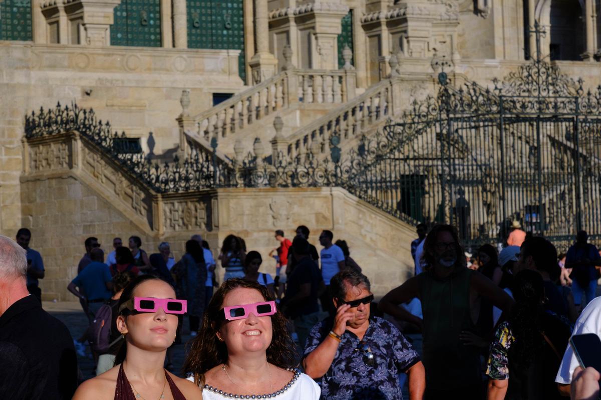 Las mejores imágenes del eclipse desde Santiago Las mejores imágenes del eclipse desde Santiago