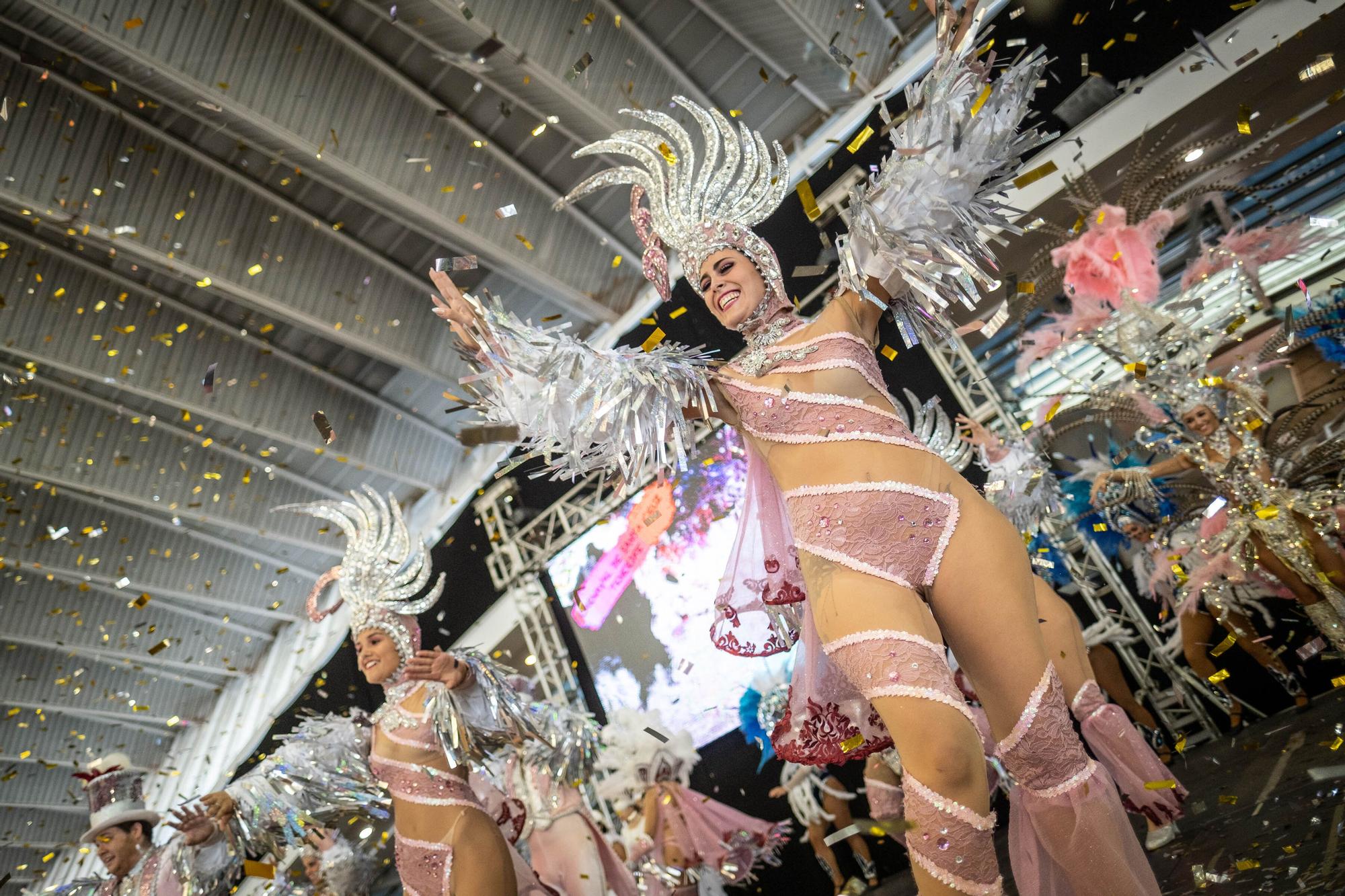 Un homenaje en Tenerife al Carnaval Internacional en la Feria Tricontinental de Artesanía