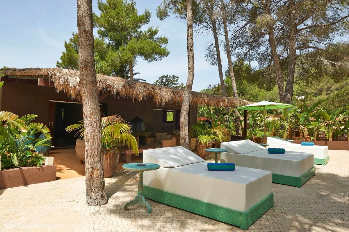 Imagen de Casa Lola antes de su demolición