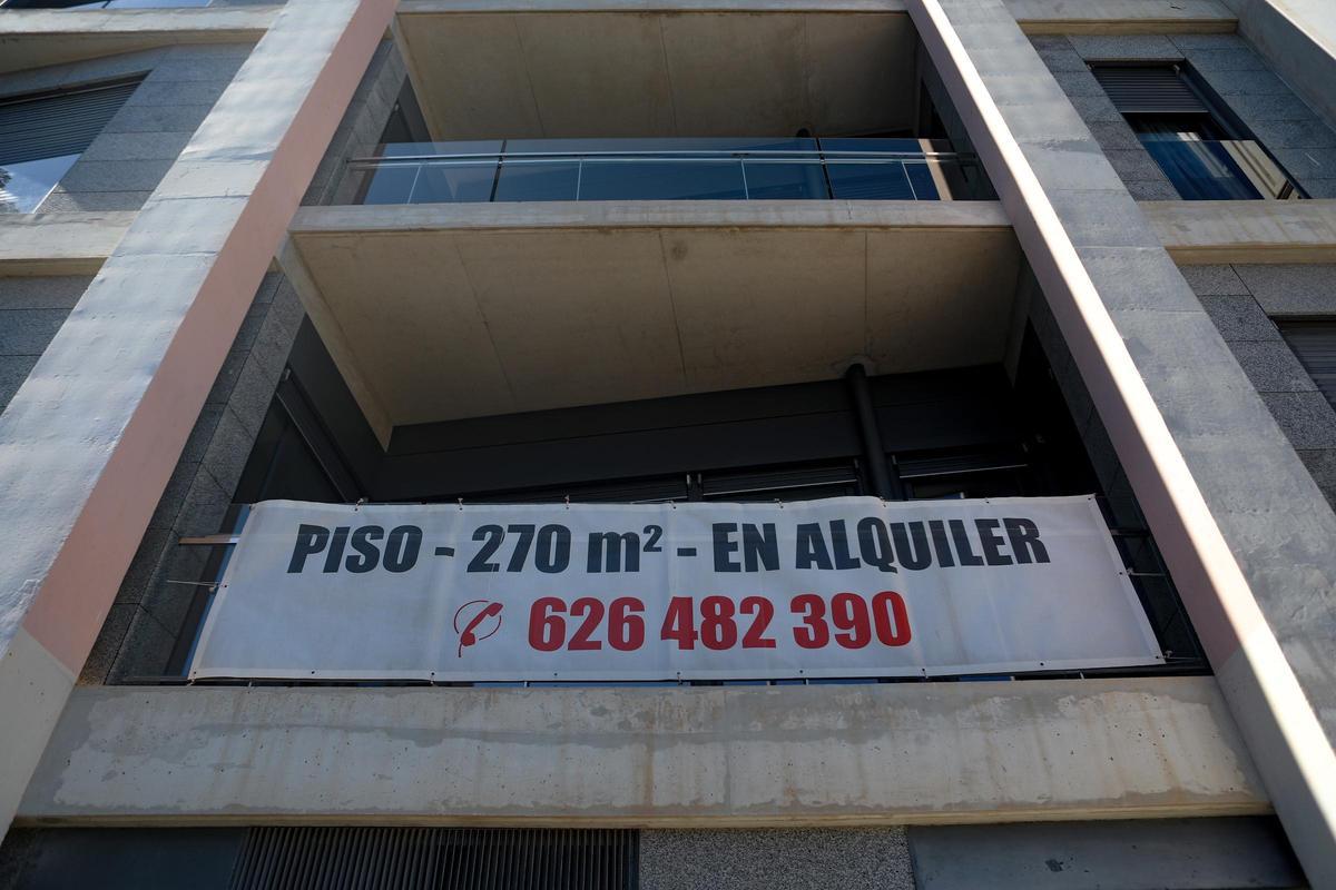 Bloque de pisos en alquiler en Cartagena.