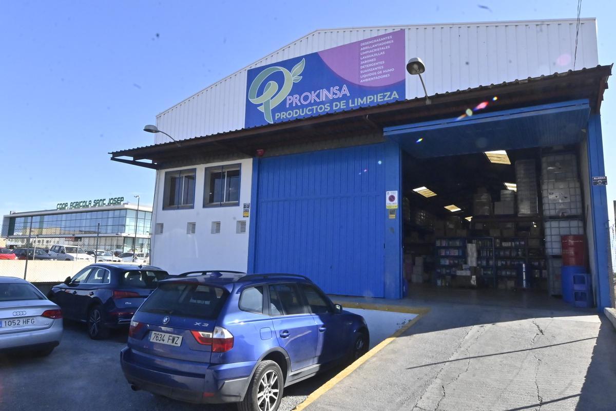 Prokinsa cuenta con clientes de renombre como Amazon, encargado de vender el líquido productor de humo para el sector del ocio de la empresa.