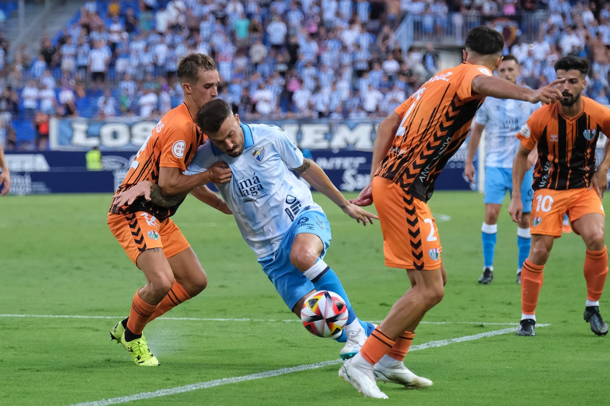 Málaga CF - Antequera CF: el Trofeo Costa del Sol, en imágenes