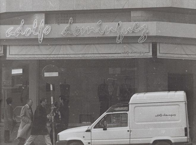 Un recorrido en imágenes por los 50 años de la marca gallega Adolfo Domínguez