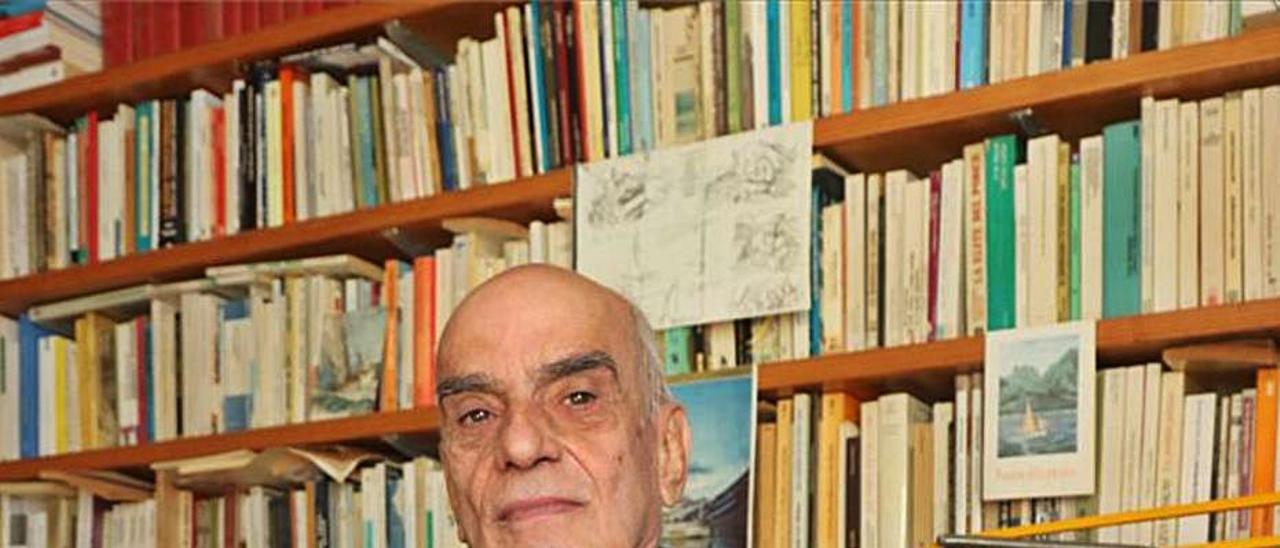 El autor de la biografía de Oltra, Tomás Escuder.