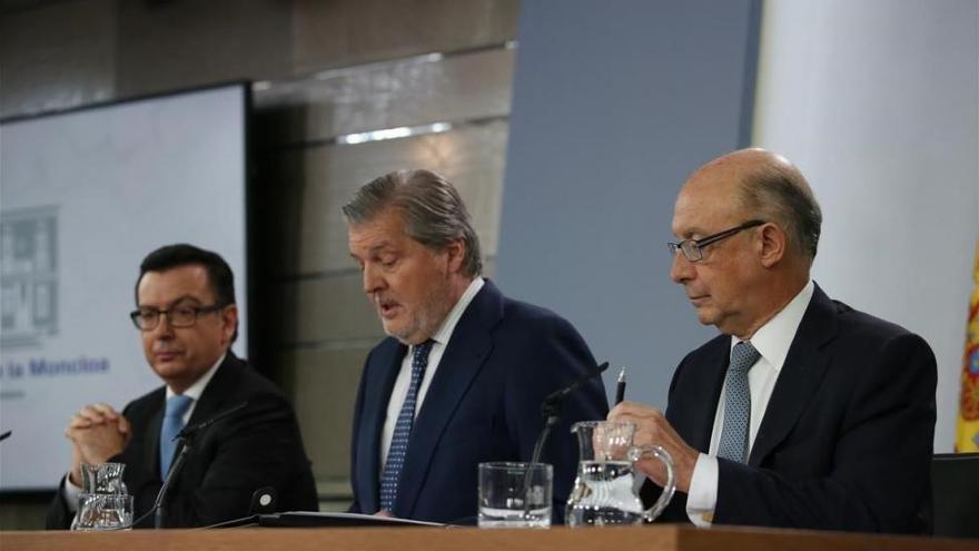 Rajoy necesita que el 155 se levante en un mes para atraer al PNV