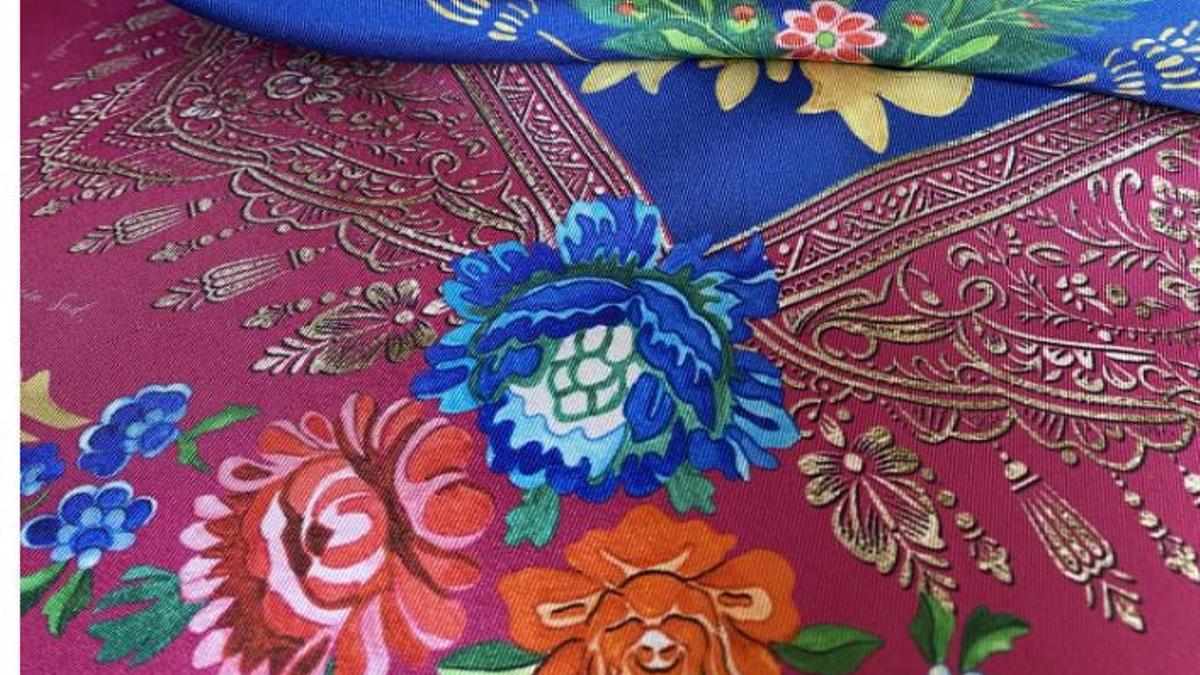 Detalle del pañuelo, 100 % seda.