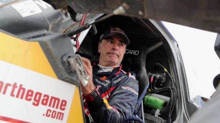 Sainz, al borde del abandono en el Dakar