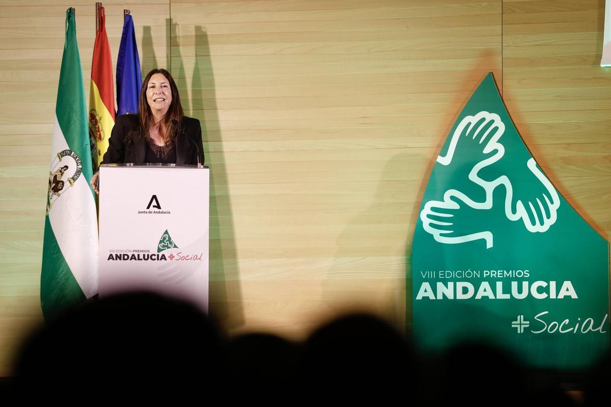La consejera de Inclusión Social, Juventud, Familias e Igualdad de la Junta, Loles López, este martes en la entrega de los Premios 'Andalucía + Social', en Córdoba.