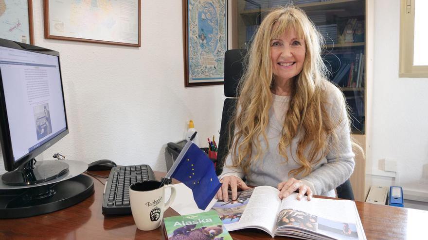 La investigadora María Gracia Torres ha realizado este primer estudio historiográfico sobre la traducción y la interpretación en Alaska y, para llevarlo a cabo, la autora ha analizado fuentes primarias como microfilms de la exploración española, así como documentos personales.