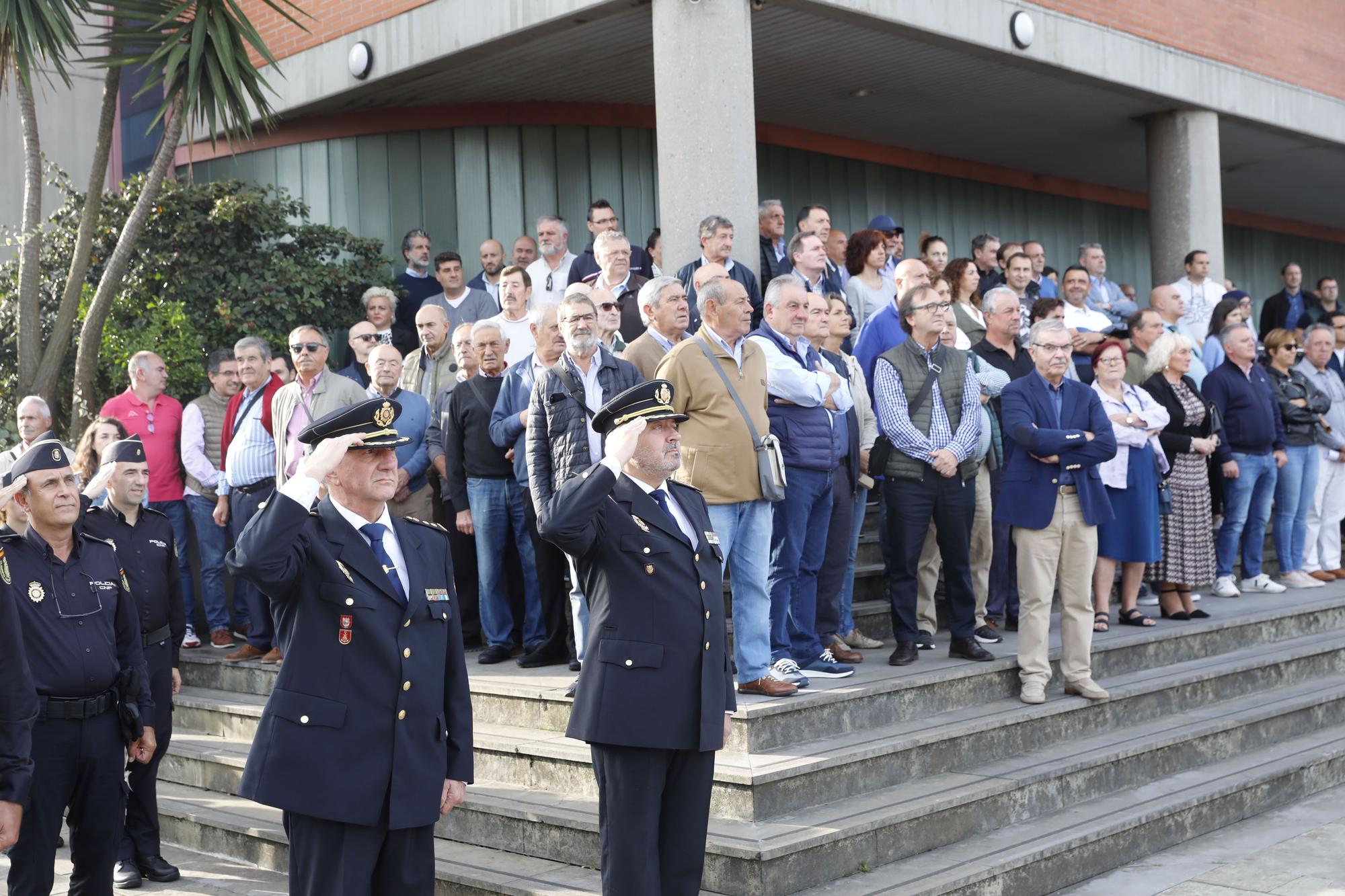 En imágenes: Recuerdo a los caídos de la Policía Nacional