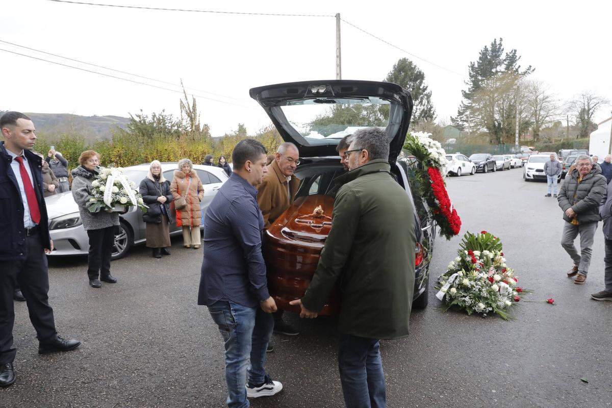 Limanes. Iglesia parroquial Santa María de la O. Funeral Selito