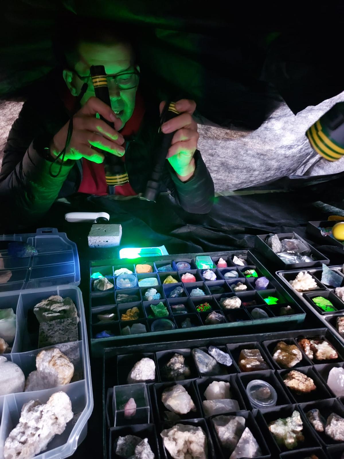 En imágenes: Éxito de la primera feria de fósiles, meteoritos y minerales de Vegadeo