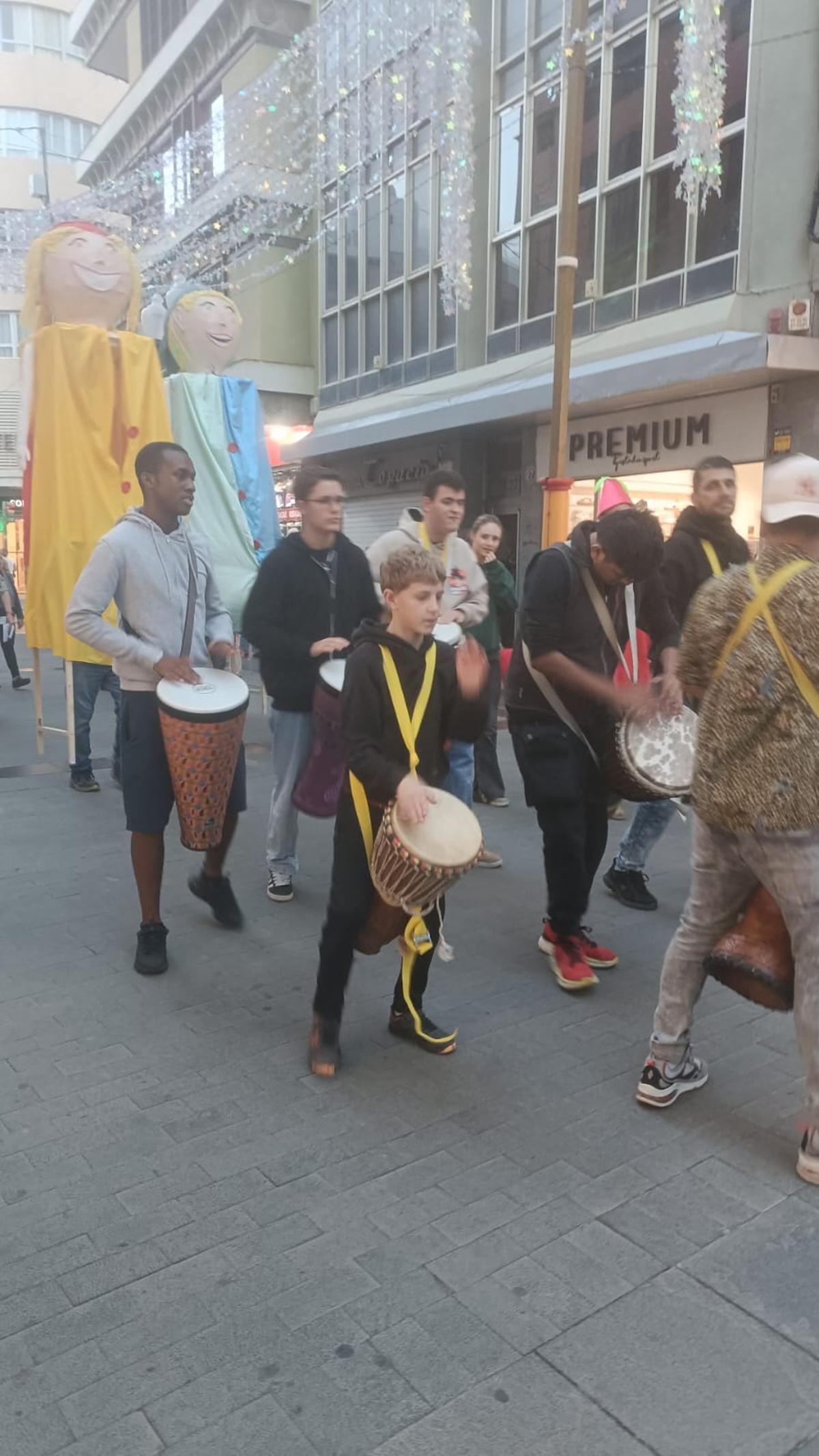 Contra la subida de precios y el derroche  en Triana