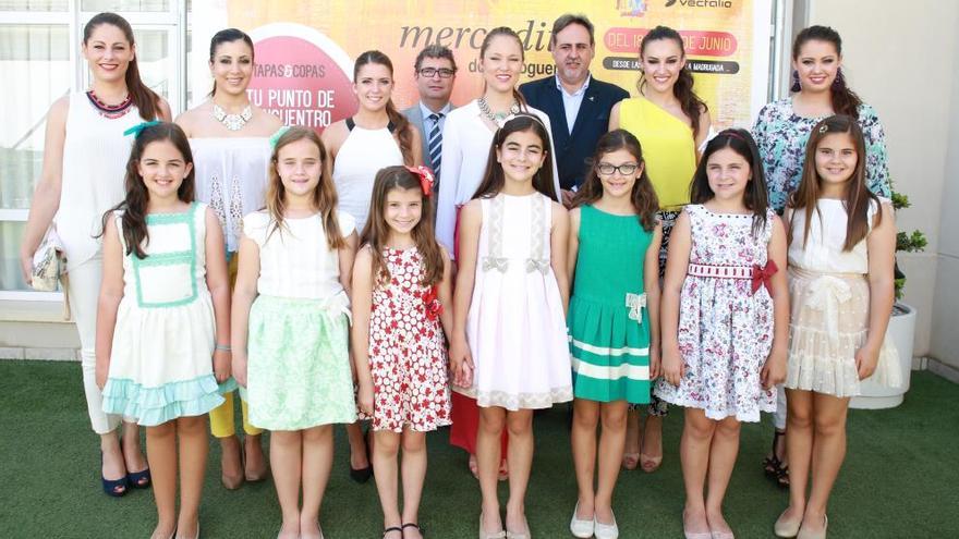 Las Belleas y sus damas en la presentación del Mercadito