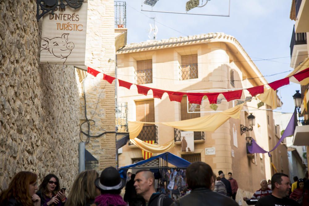 Relleu conmemora Sant Antoni reviviendo la matanza del cerdo