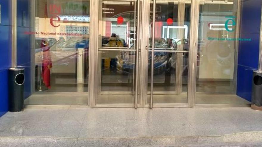 Denuncian la falta de accesibilidad en el edificio del INE de Castelló