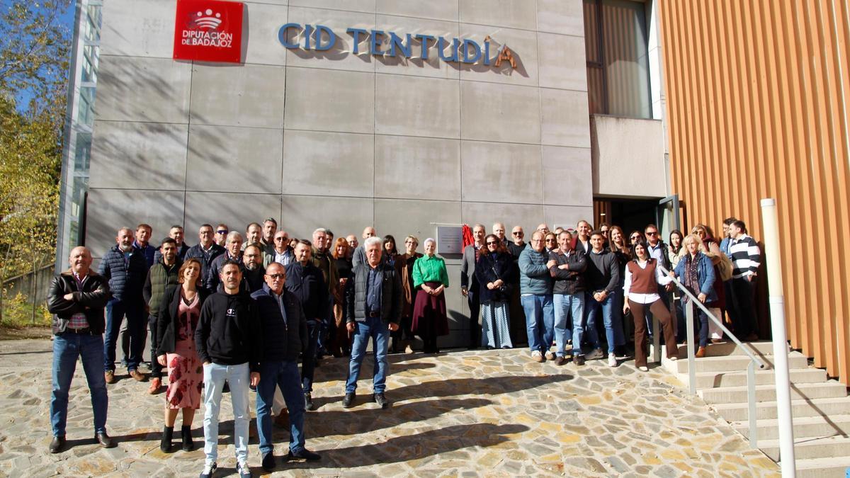 Asistentes al acto de entrega del premio Comunidad Sostenible 2024