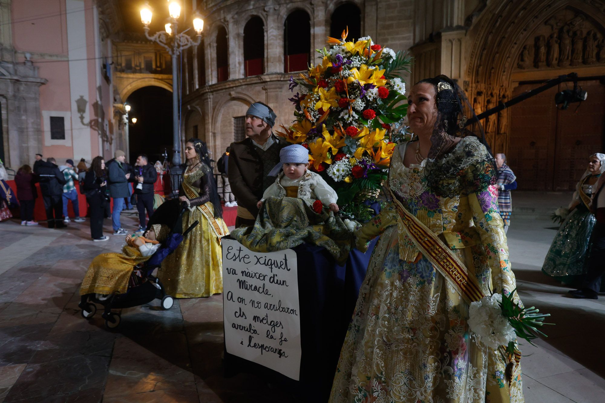 Todas las fotos de la Ofrenda del 17 de marzo por la calle San Vicente de 19:00 a 20:00 horas