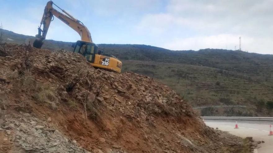 Portbou reclama l’amplada de 9 metres per a la Nacional-260