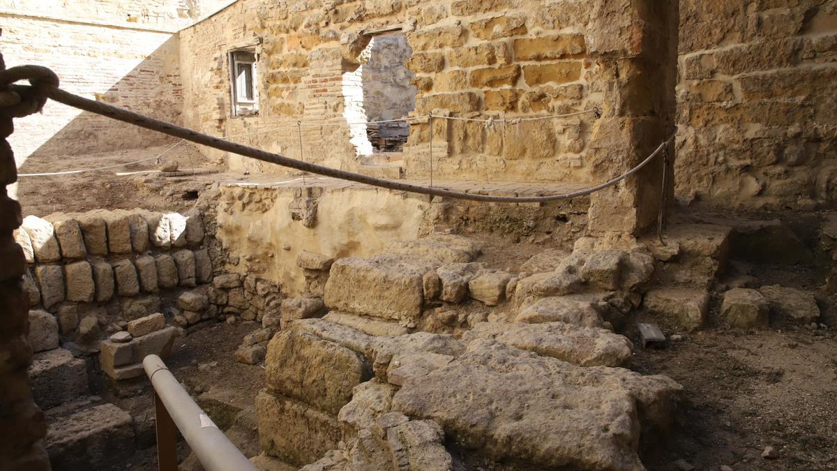 La Junta restaura los baños de La Pescadería