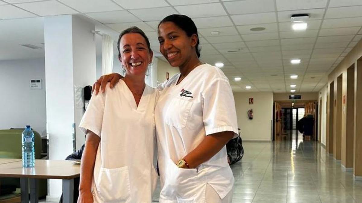 Auxiliares de Enfermería graduadas del IES Sant Agustí que ya trabajan en Ibiza.