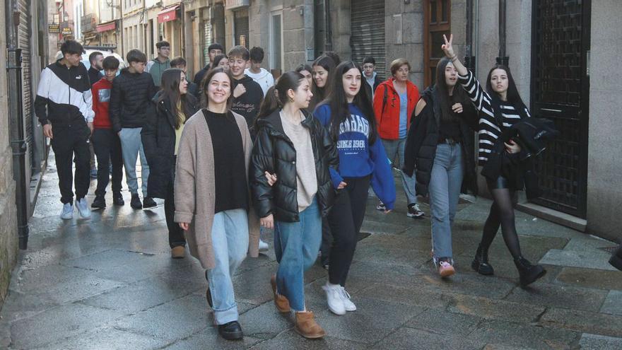 Un paseo escolar por los rincones literarios de Ourense