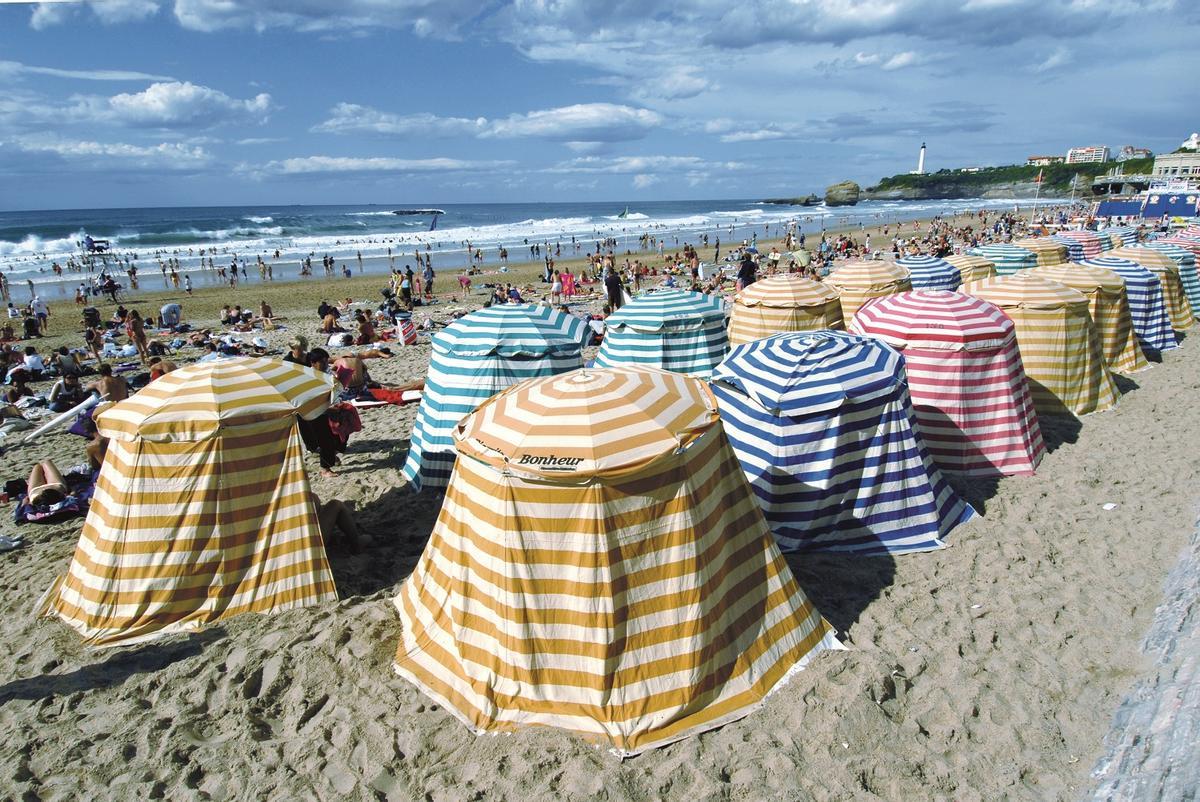 Sombrillas de la Grand Plage.