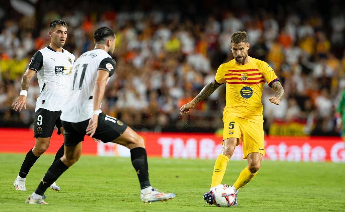 Valencia - FC Barcelona, el partido de la jornada 1 de LaLiga EA Sports, en imágenes.