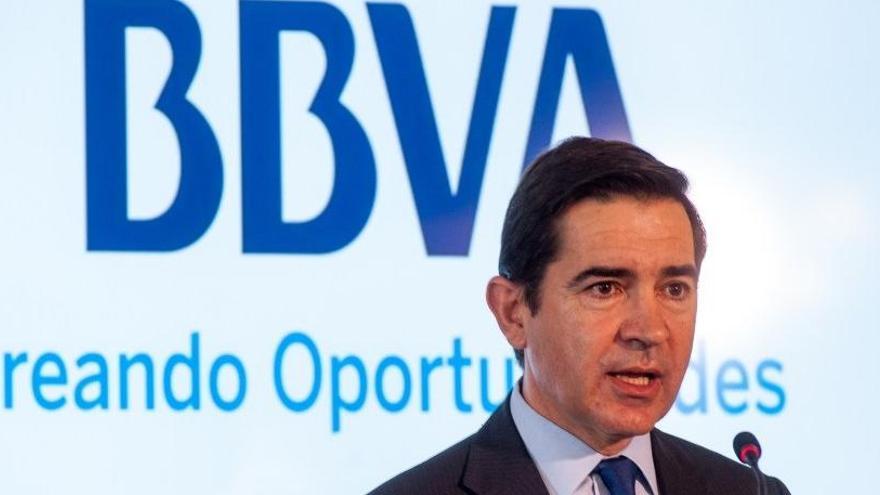 La cúpula de BBVA renuncia a la retribución variable para mitigar el impacto del coronavirus