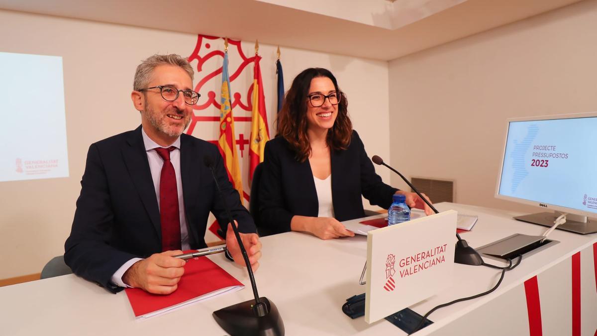 Arcadi España y Aitana Mas, esta mañana al presentar los presupuestos de 2023.