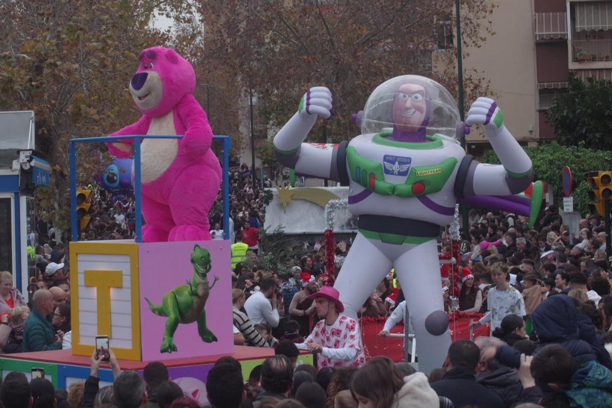 Fotos de la Cabalgata de Reyes de la Cruz del Humilladero de 2026