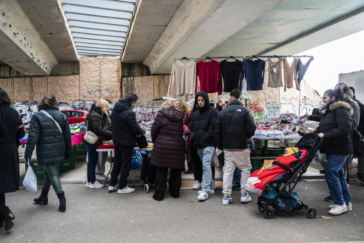 Los vendedores del mercado franco de Cáceres muestran su descontento ante la negativa municipal a celebrar dos jornadas extraordinarias Los vendedores del mercado franco de Cáceres muestran su descontento ante la negativa municipal a celebrar dos jornadas extraordinarias