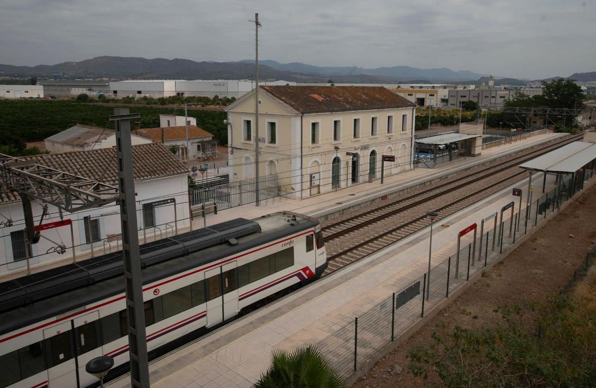 Vista general de la estación de les Valls