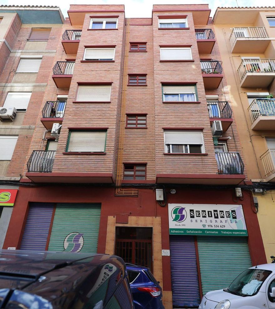 Detenido un hombre por apuñalar a su expareja en Zaragoza
