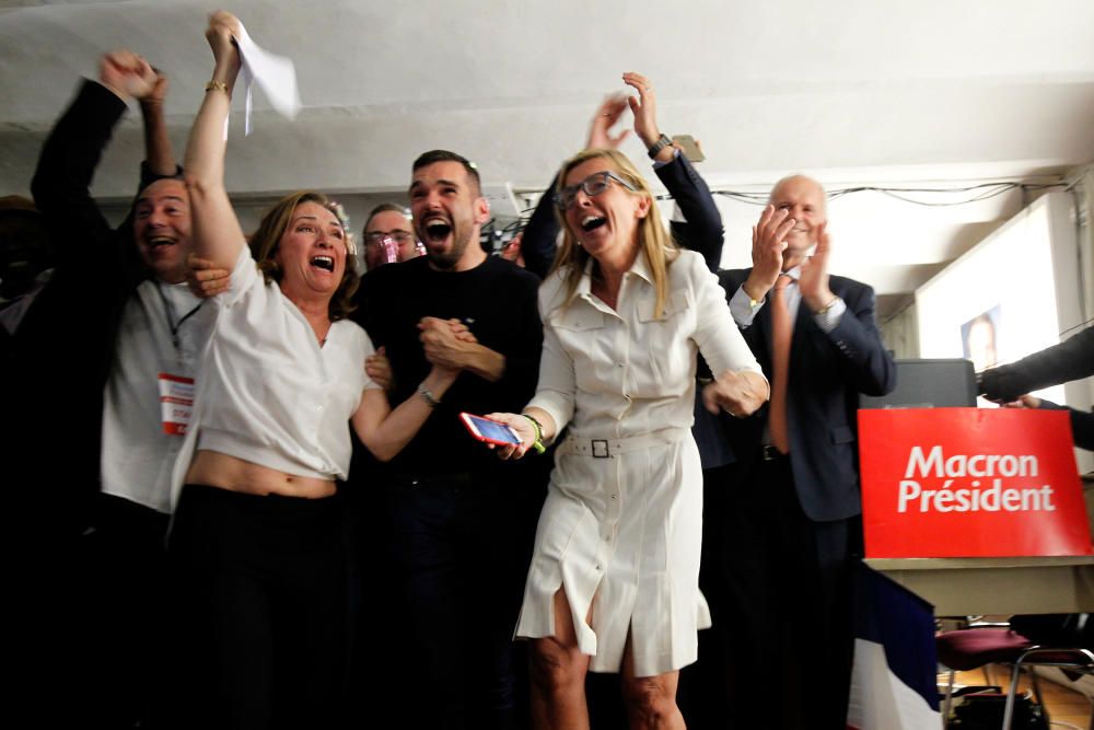 Supporters of French President-elect Emmanuel ...