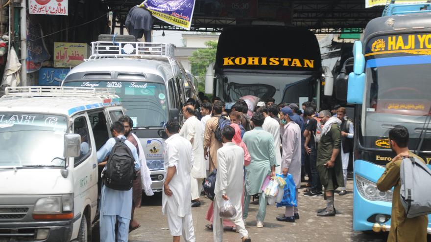 Estación de autobuses en Pakistán.