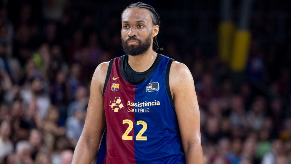 Jabari Parker 'perdona' un año de contrato