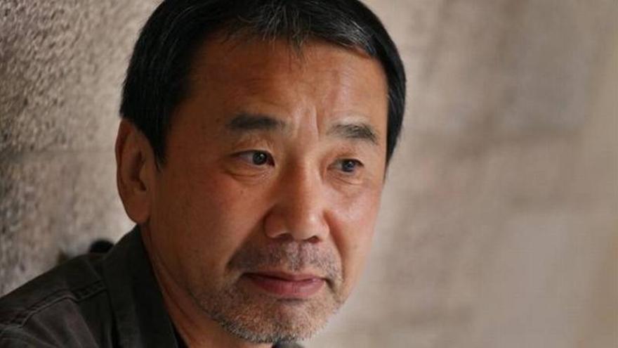 Murakami y Alexievitch lideran las quinielas para el Nobel de Literatura