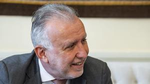 Ángel Víctor Torres, ministre de Memòria Democràtica: "La democràcia és una perla que cal cuidar"