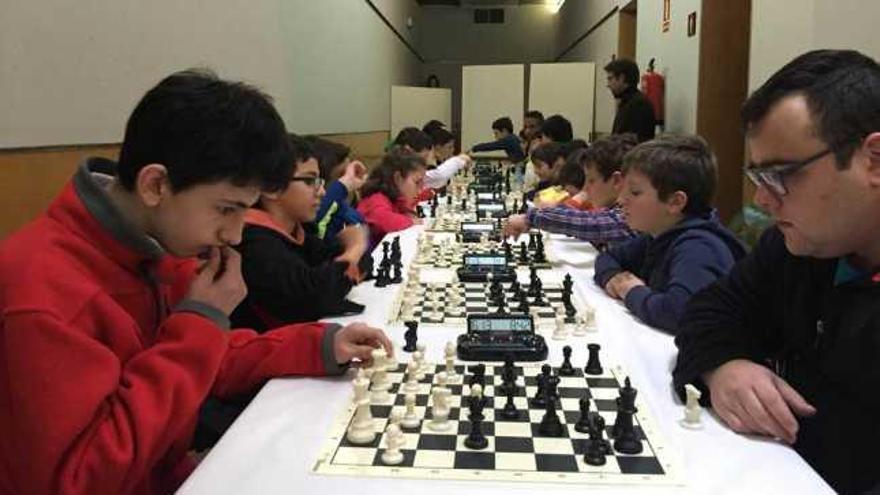 Participantes en el torneo, ayer, en Cangas de Onís.