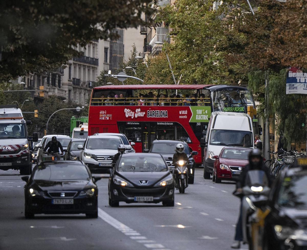 La demanda per obtenir el carnet per a cotxes automàtics es dispara