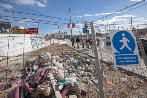 Los vecinos se unen para denunciar la «chapuza» del Acceso Sur de Alicante