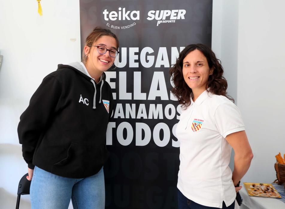 Las guerreras de Teika en el SUPER balcón fallero