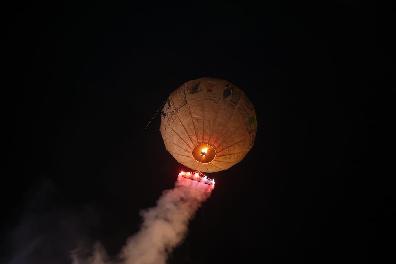 Vuelo perfecto del Globo de Betanzos por su 150 aniversario