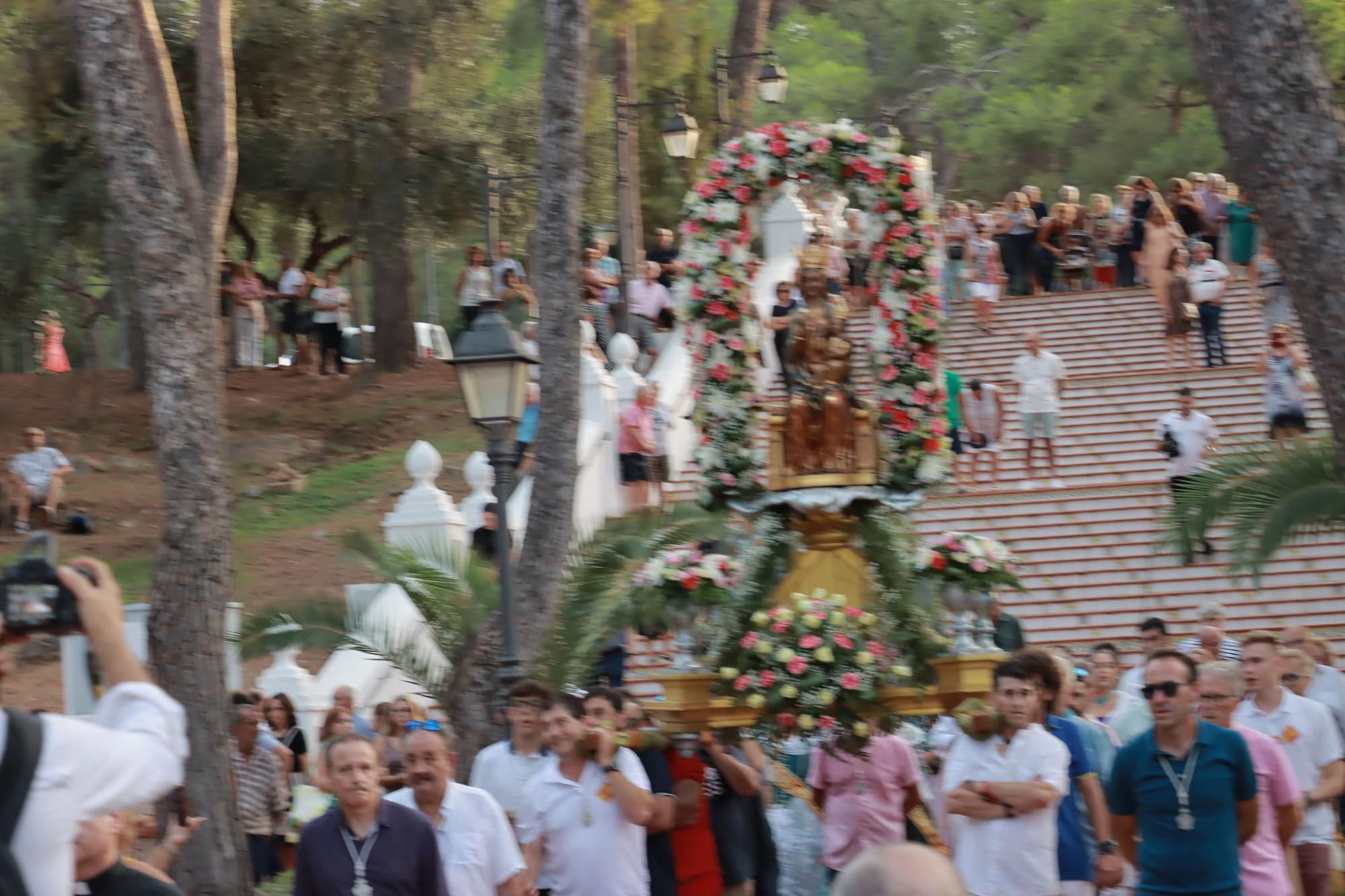 Las fotos del 'retorn' de la patrona y del 'correfoc' en el último día de fiestas de Vila-real