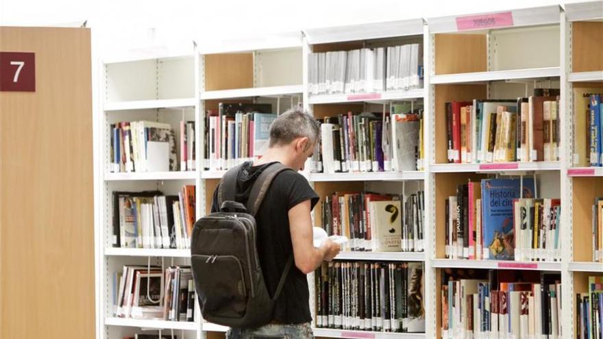 Un 42,1 % de los aragoneses está inscrito como usuario en bibliotecas